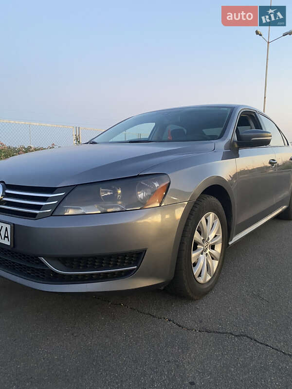 Седан Volkswagen Passat 2012 в Петропавлівці