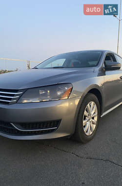 Седан Volkswagen Passat 2012 в 