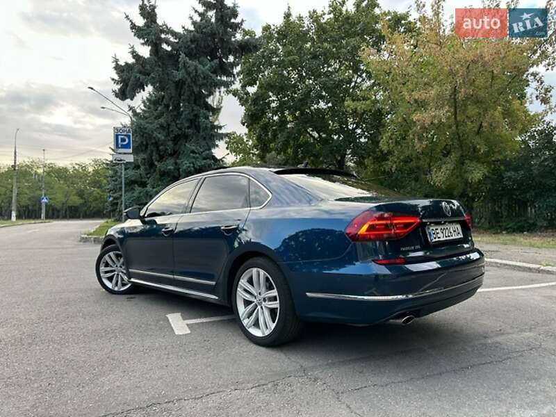 Седан Volkswagen Passat 2018 в Николаеве