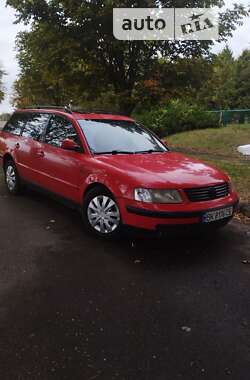 Универсал Volkswagen Passat 2000 в Костополе