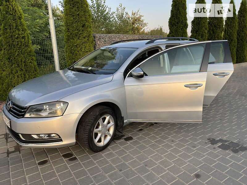Універсал Volkswagen Passat 2011 в Самборі фото 5 Універсал Volkswagen Passat 2011 в Самборі