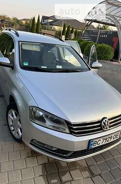 Универсал Volkswagen Passat 2011 в Самборе