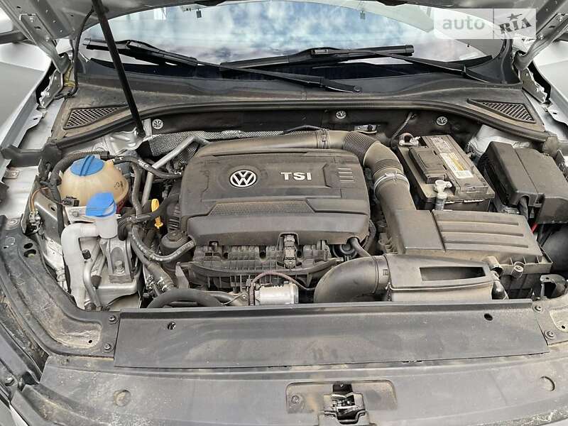 Седан Volkswagen Passat 2016 в Одессе