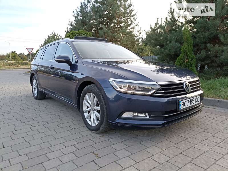 Універсал Volkswagen Passat 2017 в Львові