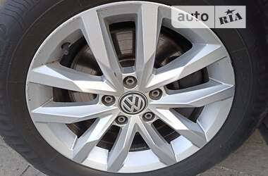 Универсал Volkswagen Passat 2017 в 