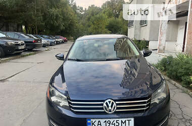 Седан Volkswagen Passat 2012 в Львові