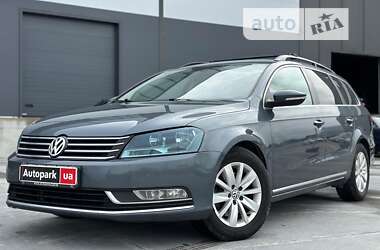 Универсал Volkswagen Passat 2012 в Львове