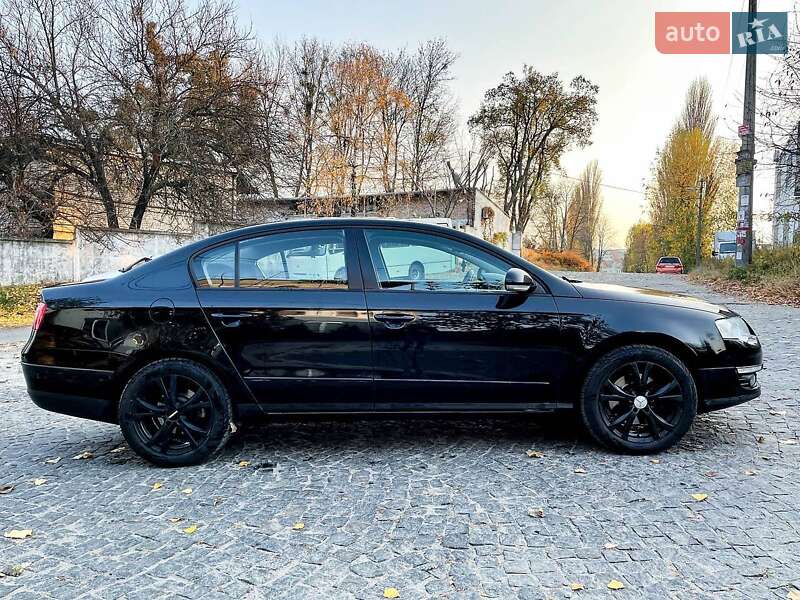 Седан Volkswagen Passat 2007 в Киеве
