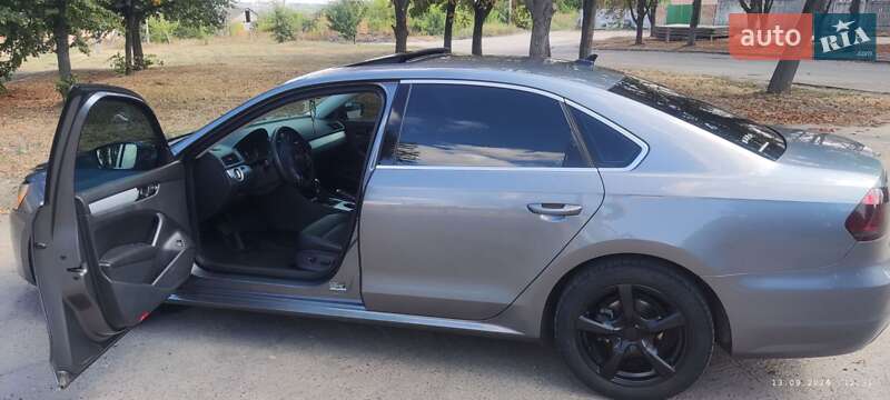 Седан Volkswagen Passat 2013 в Александрие