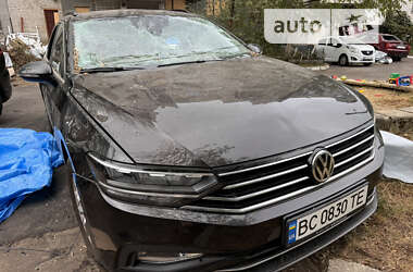 Універсал Volkswagen Passat 2020 в Львові