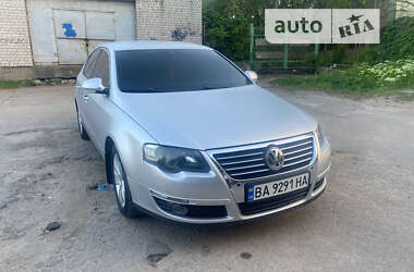 Седан Volkswagen Passat 2007 в Кропивницькому