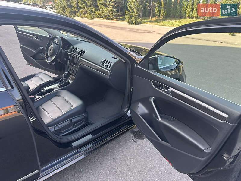 Седан Volkswagen Passat 2016 в Тернополе