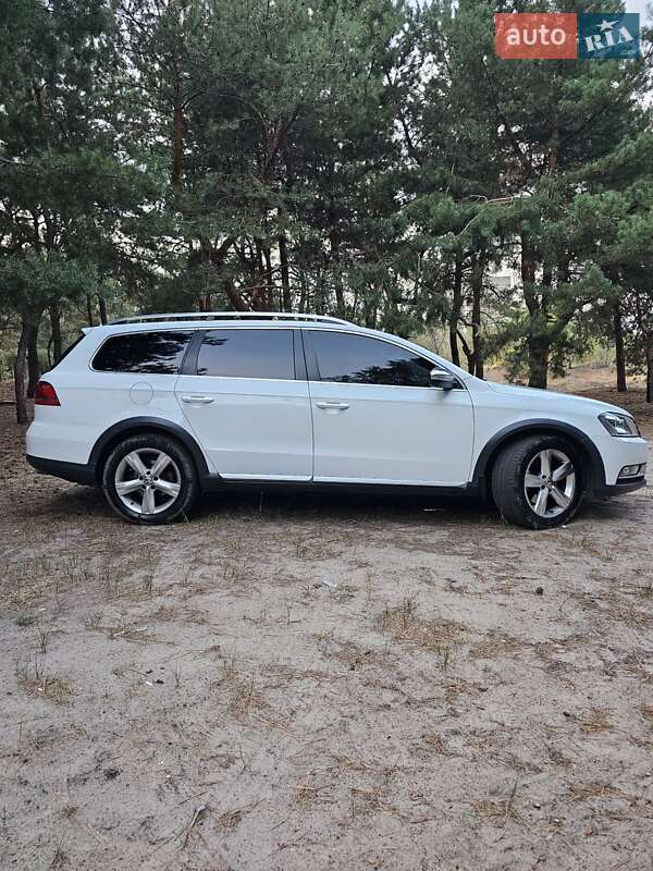 Универсал Volkswagen Passat 2012 в Павлограде фото 5 Универсал Volkswagen Passat 2012 в Павлограде