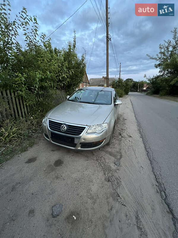 Седан Volkswagen Passat 2006 в Краматорську