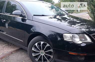 Універсал Volkswagen Passat 2009 в Захарівці