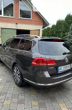 Универсал Volkswagen Passat 2012 в Луцке