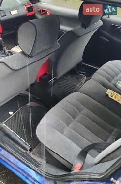 Универсал Volkswagen Passat 1992 в 