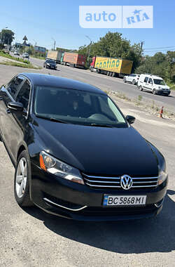 Седан Volkswagen Passat 2013 в Львові