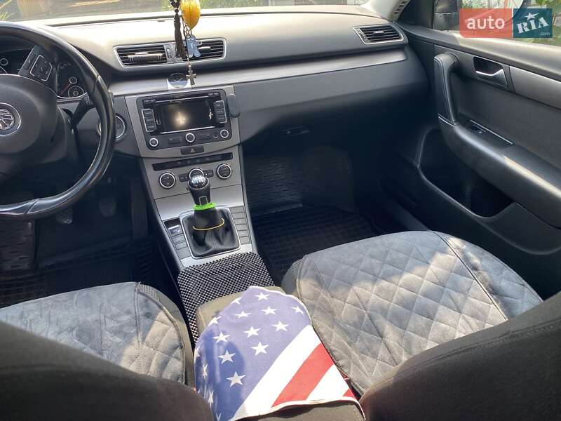 Універсал Volkswagen Passat 2013 в Борисполі