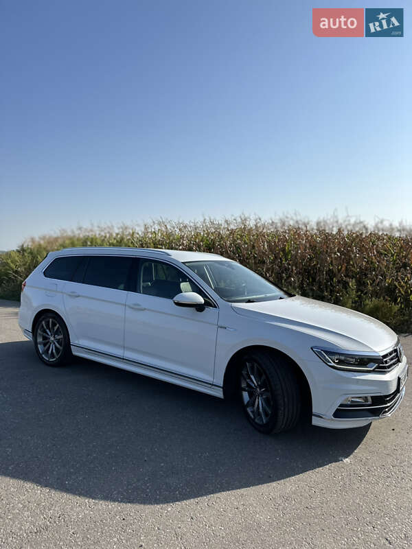 Универсал Volkswagen Passat 2018 в Львове
