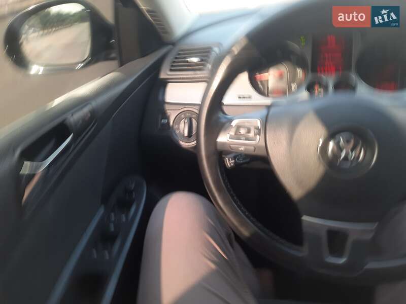 Универсал Volkswagen Passat 2008 в Луцке