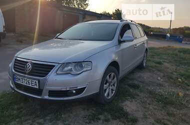 Універсал Volkswagen Passat 2007 в Сумах