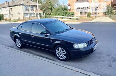 Седан Volkswagen Passat 1997 в Мирополі