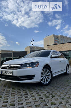 Седан Volkswagen Passat 2012 в Хмельницькому