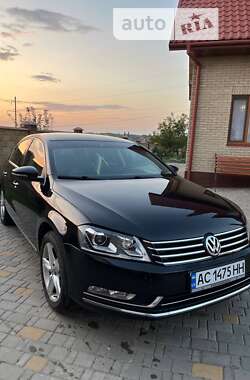 Седан Volkswagen Passat 2011 в Камне-Каширском