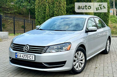 Седан Volkswagen Passat 2014 в Прилуках