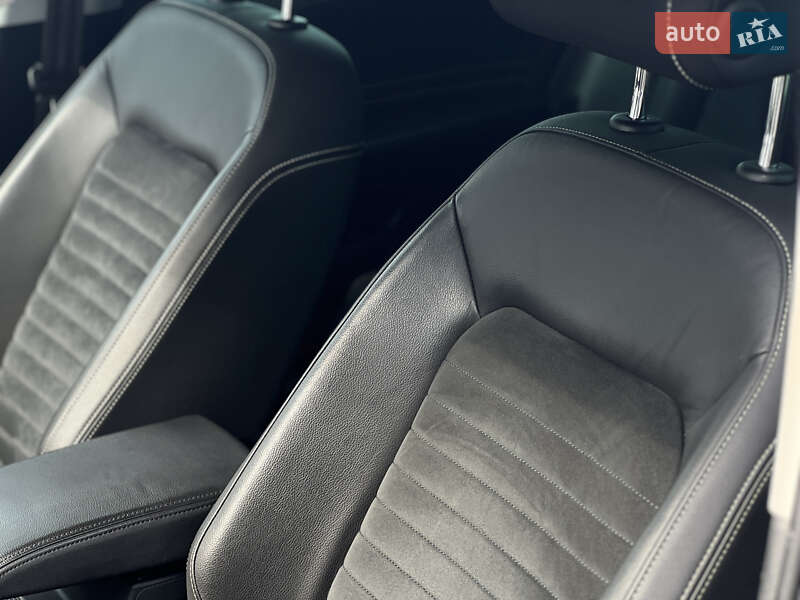 Універсал Volkswagen Passat 2019 в Ужгороді