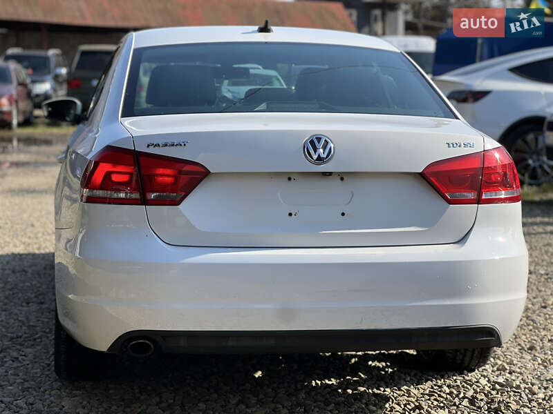 Седан Volkswagen Passat 2014 в Стрые
