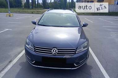 Универсал Volkswagen Passat 2014 в Каменец-Подольском