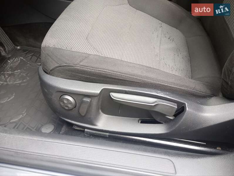 Універсал Volkswagen Passat 2014 в Кам'янець-Подільському