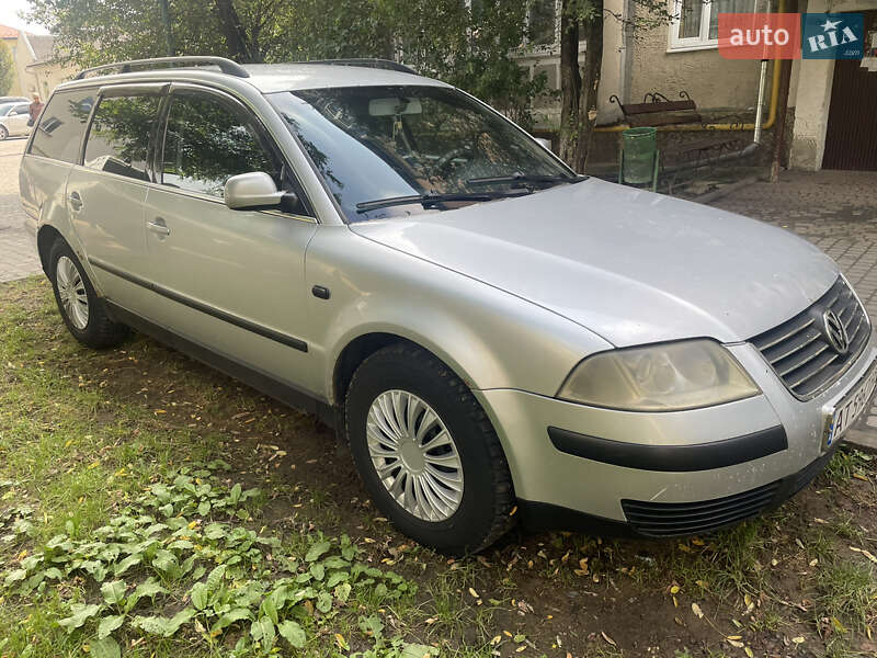 Универсал Volkswagen Passat 2001 в Надворной