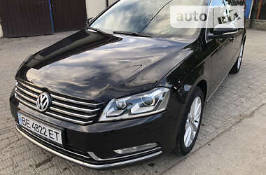 Седан Volkswagen Passat 2011 в Новом Буге