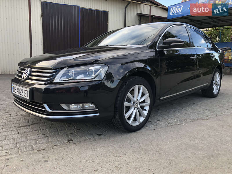 Седан Volkswagen Passat 2011 в 