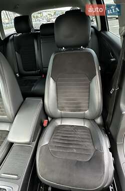 Универсал Volkswagen Passat 2014 в Черновцах