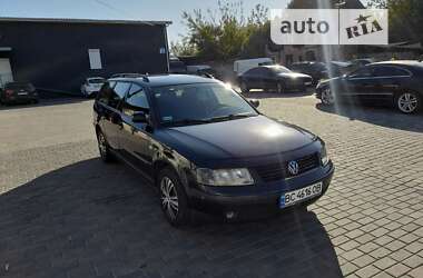 Універсал Volkswagen Passat 1999 в Городку