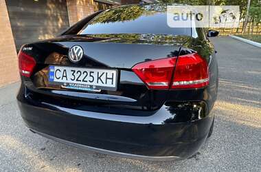 Седан Volkswagen Passat 2012 в Черкасах