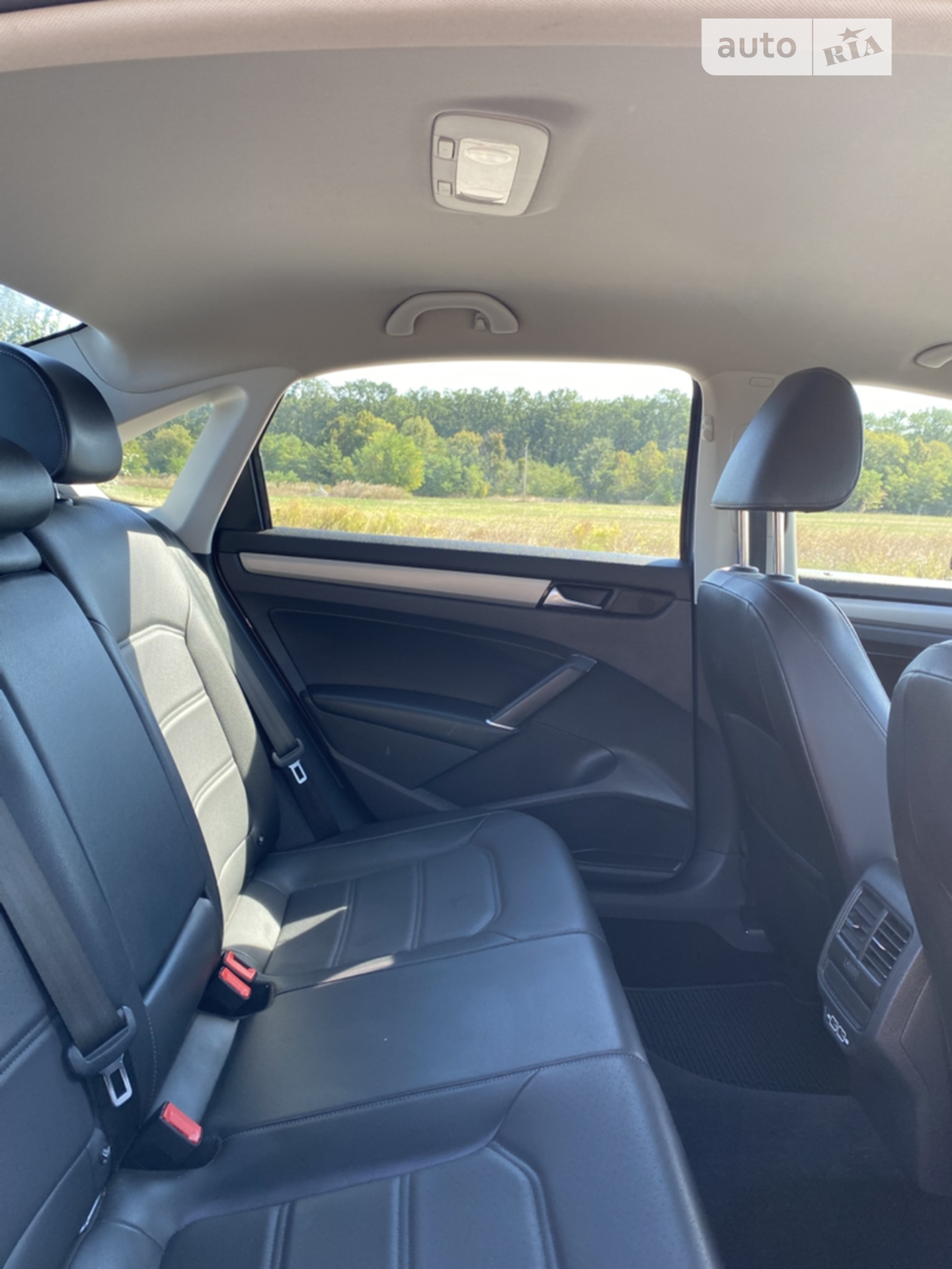 2020 Volkswagen Passat - мініатюра 2