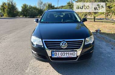 Універсал Volkswagen Passat 2009 в Горішніх Плавнях