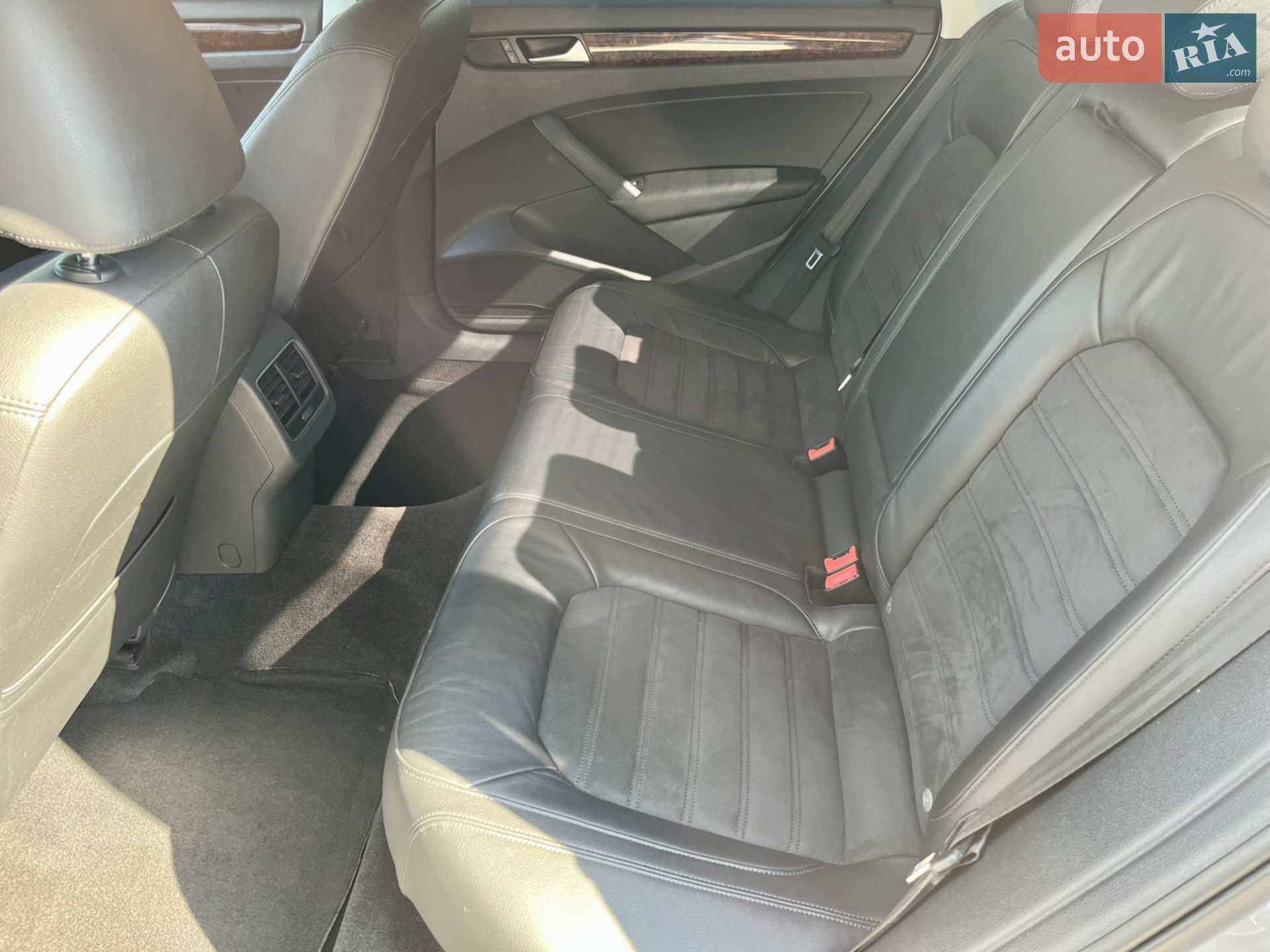 2012 Volkswagen Passat - мініатюра 22