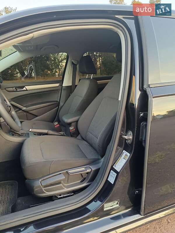 Седан Volkswagen Passat 2020 в Славутиче