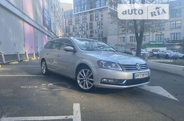 Універсал Volkswagen Passat 2011 в Києві