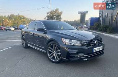 Седан Volkswagen Passat 2017 в 