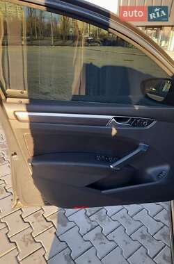 Седан Volkswagen Passat 2017 в 