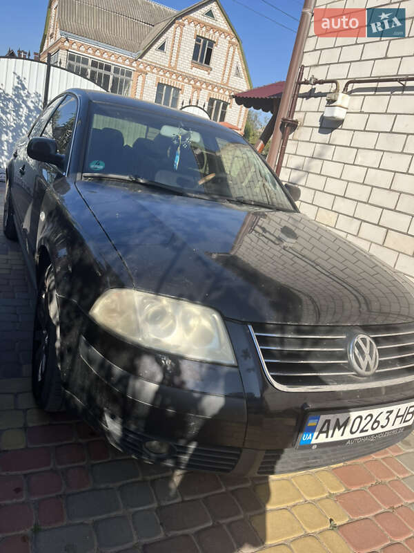Седан Volkswagen Passat 2003 в Бердичеві