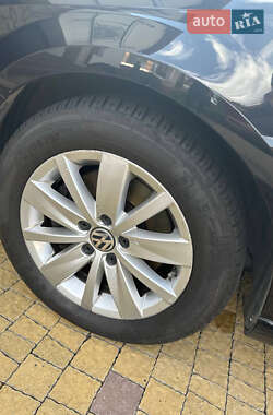 Универсал Volkswagen Passat 2014 в Львове