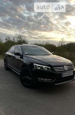 Седан Volkswagen Passat 2013 в Тернополі